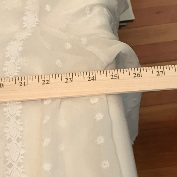 TORRID Embroidered Blouse V-Neck White Sheer 3/4 Sleeves Women’s Plus Size 1X - Picture 9 of 16